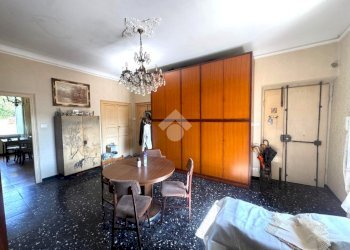 Appartamento Via Inferiore Rocca dei Corvi, Genova (zona Bolzaneto) - foto 2