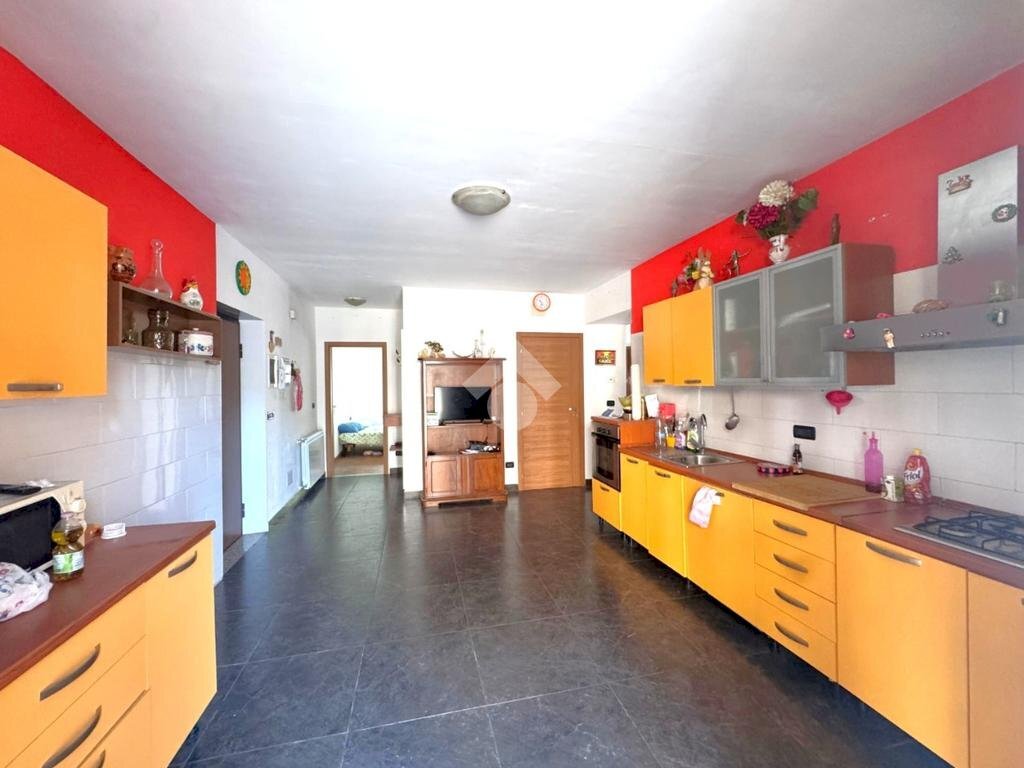 Appartamento Via Pasquale Pastorino, Genova (zona Bolzaneto) - foto 2