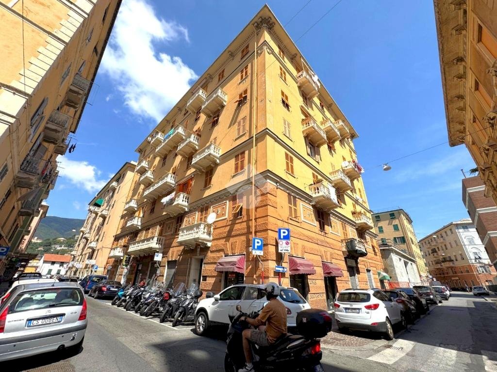 Quadrilocale Via Luciano Zamperini, Genova (zona Bolzaneto) - foto 1