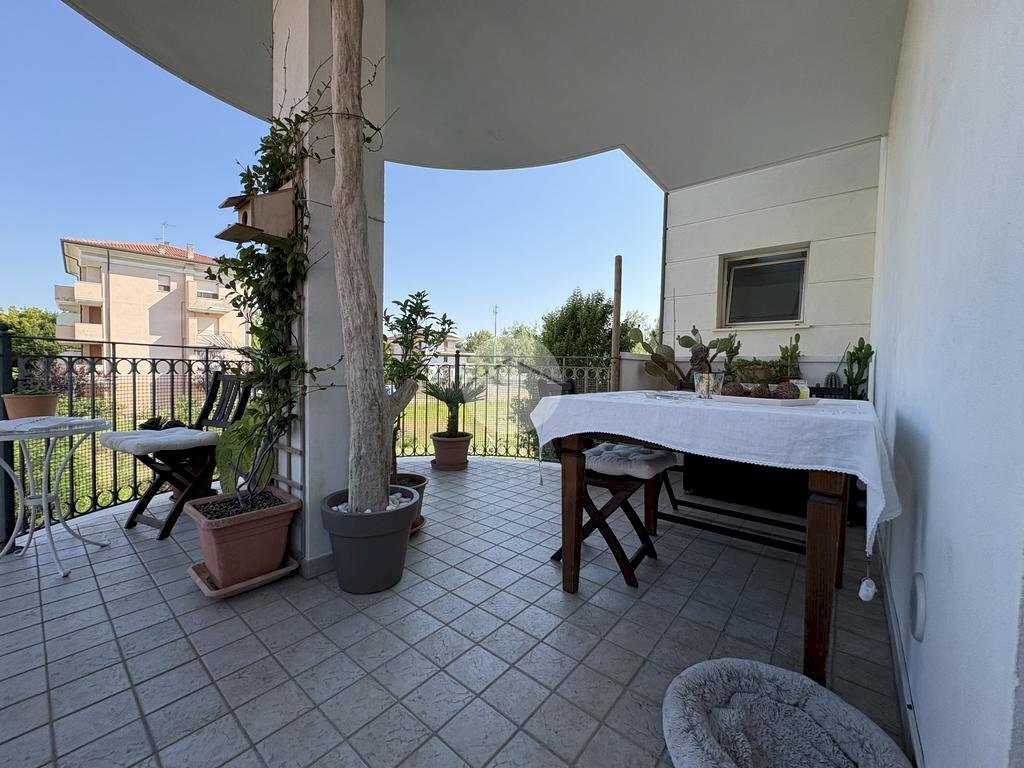 Three-room apartment Viale Giovanni Zambianchi, Rimini - photo 2