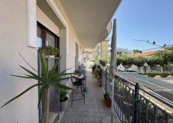 Three-room apartment Viale Giovanni Zambianchi, Rimini - photo 4