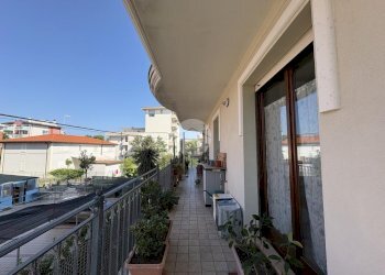 Three-room apartment Viale Giovanni Zambianchi, Rimini - photo 5