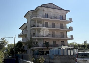 Trilocale Viale Giovanni Zambianchi, Rimini - foto 1