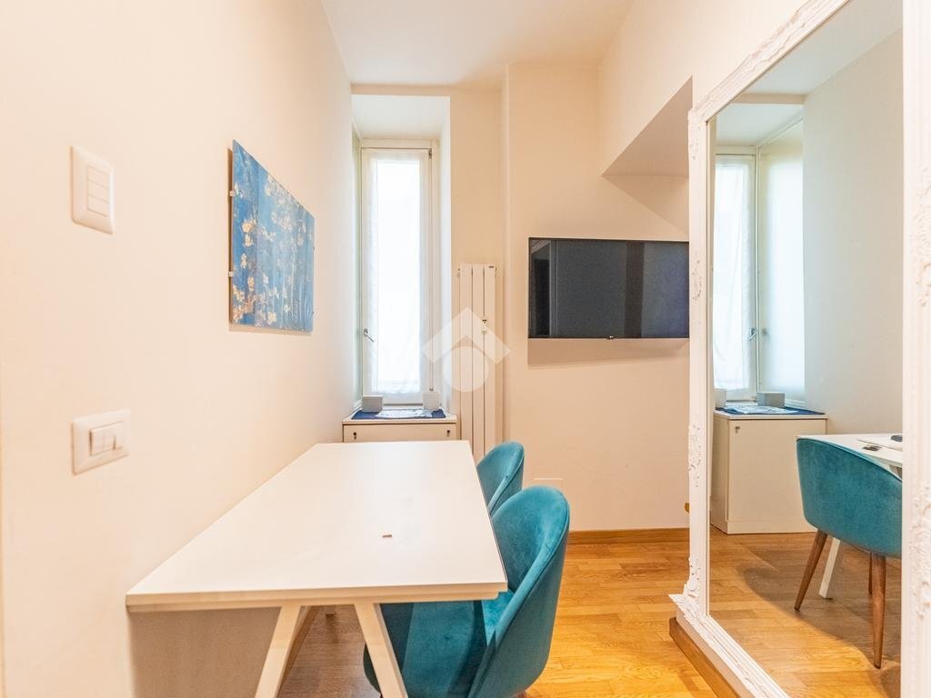 One-room apartment Largo Claudio Treves, Milano - photo 2