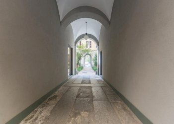 One-room apartment Largo Claudio Treves, Milano - photo 26