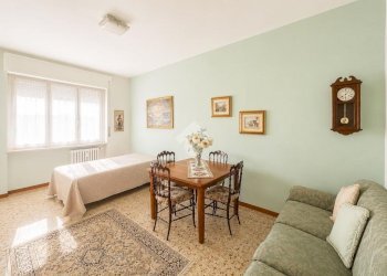 Two-room apartment Viale Lucania, Milano (neighborhood Corvetto) - photo 1