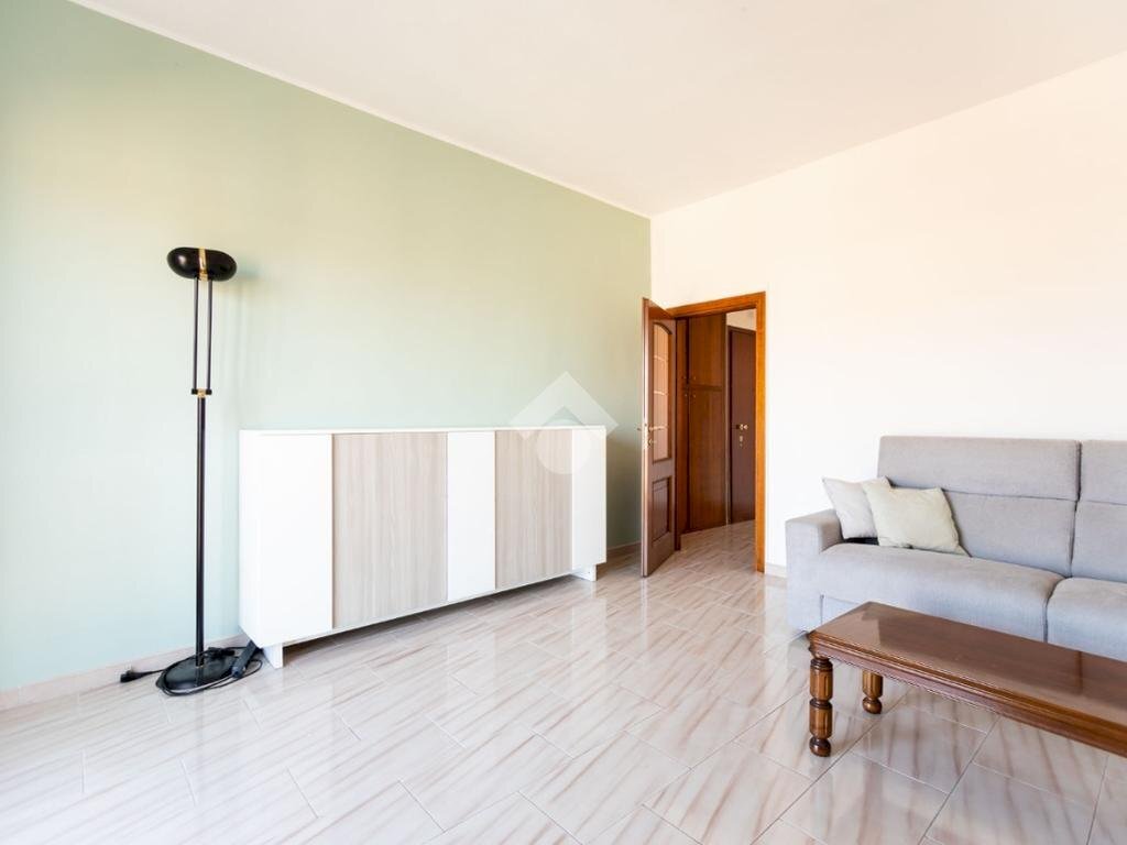 Three-room apartment Via Val di Ledro, Milano (neighborhood Niguarda) - photo 1