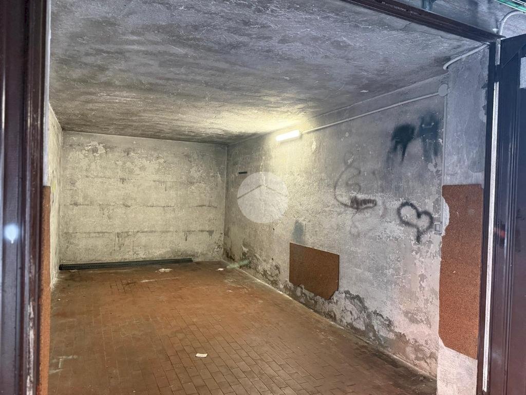 Box Via Gaetano Salvemini, Milano (zona Comasina) - foto 1