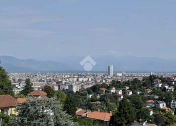 Villa piazza S. freguglia, Torino (zona Cavoretto) - foto 1