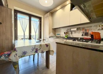 Four-room apartment Via viù, Torino (neighborhood Lucento) - photo 11