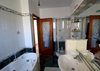 Four-room apartment Via Calamandrei, Genova (neighborhood Voltri) - photo 21