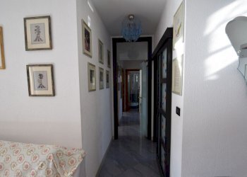 Four-room apartment Via Calamandrei, Genova (neighborhood Voltri) - photo 26