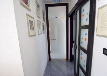 Four-room apartment Via Calamandrei, Genova (neighborhood Voltri) - photo 40