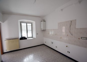 Four-room apartment Via Calamandrei 41, Genova (neighborhood Voltri) - photo 15