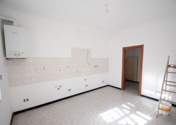 Four-room apartment Via Calamandrei 41, Genova (neighborhood Voltri) - photo 16