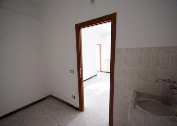 Four-room apartment Via Calamandrei 41, Genova (neighborhood Voltri) - photo 19