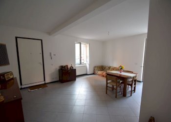 Three-room apartment Via Ovada, Genova (neighborhood Voltri) - photo 5
