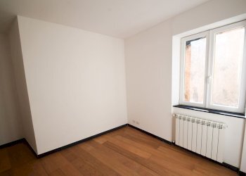 Three-room apartment Via Ovada, Genova (neighborhood Voltri) - photo 9
