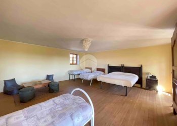 Three-family Villa Asti Frazione Mombarone, Asti - photo 17