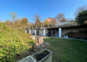 Three-family Villa Asti Frazione Mombarone, Asti - photo 38