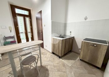 Bilocale Via chiesa della salute, Torino (zona Borgo Vittoria) - foto 1