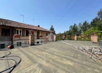 Semi-detached house Frazione casabianca, Asti - photo 29