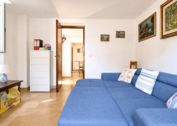 Four-room apartment Via Achille Vianelli, Imperia - photo 3