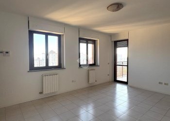 Three-room apartment Via Emma Gramatica, Parma (neighborhood Paradigna) - photo 2