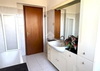 Three-room apartment Via Emma Gramatica, Parma (neighborhood Paradigna) - photo 13