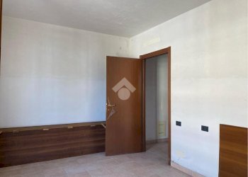 Two-room apartment Via montale, Arluno - photo 18
