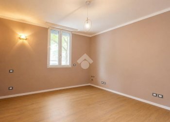 One-room apartment Viale Mentana, Parma - photo 5