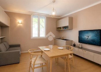 One-room apartment Viale Mentana, Parma - photo 12