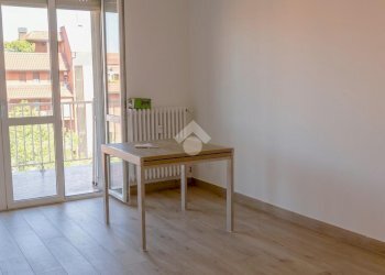 Three-room apartment Via Fratelli Vigorelli, hamlet Milano Due, Segrate - photo 4