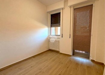 Three-room apartment Via Fratelli Vigorelli, hamlet Milano Due, Segrate - photo 5