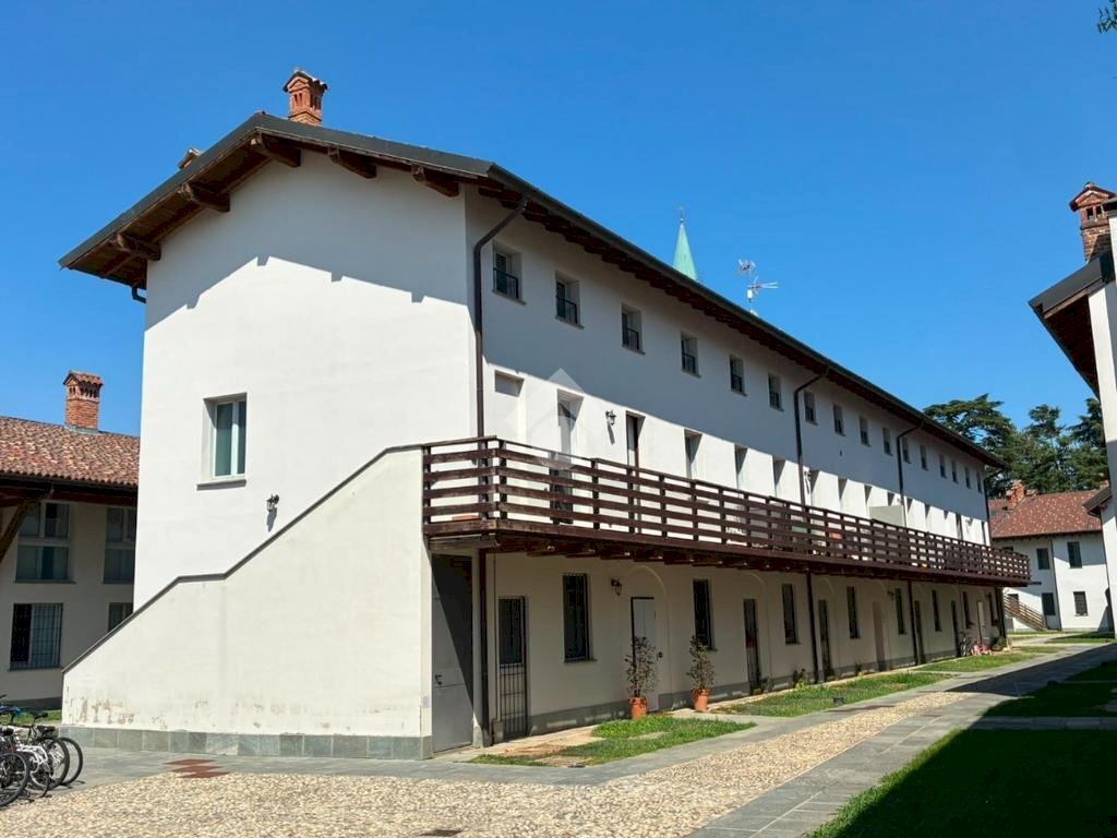 Four-room apartment Vicolo Pusterla, Corbetta - photo 1