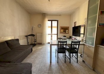 Two-room apartment Via Cesare Battisti, Carugate - photo 2