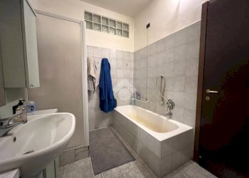 Two-room apartment Via Cesare Battisti, Carugate - photo 25