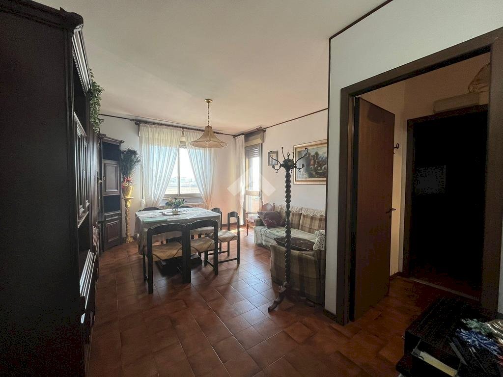 Four-room apartment Via Felice Chio, Crescentino - photo 2