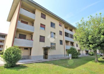 Four-room apartment Via Felice Chio, Crescentino - photo 1