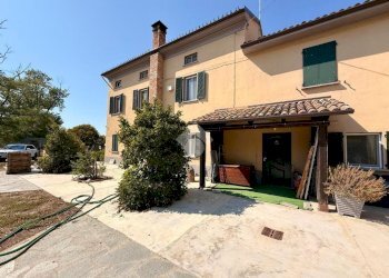 Casa indipendente Via castelnuovo, Sale - foto 3