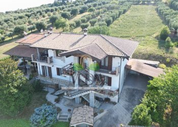 Foto 2 - Casa indipendente Via Sant'Andrea, Campli - foto 2