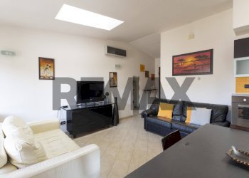 Soggiorno - Trilocale via giardino
 
26, Bovisio-Masciago - foto 8