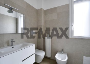 Bagno - Quadrilocale Via Rocco Di Cillo
 
16, Bari - foto 14