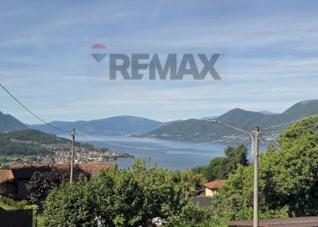 Vista delle montagne - Casa indipendente Via Roggiolo
 
170, Luino - foto 2