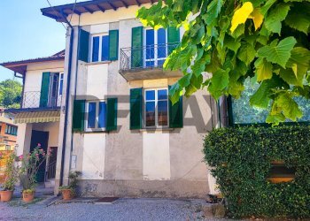 Casa all\'aperto - Semi-detached house Via Brugnoni
 
44, Besozzo - photo 1