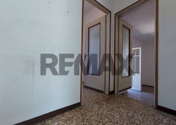 Hall / corridoio - Semi-detached house Via Brugnoni
 
44, Besozzo - photo 8