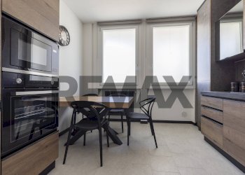 Sala da pranzo - Bilocale Via Pola
 
15, Gallarate - foto 6