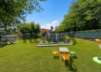 Giardino - Villa Via Europa
 
21, Leggiuno - foto 25