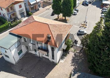 Casa all\'aperto - Appartamento piazza repubblica
 
1, Castiglione Olona - foto 1