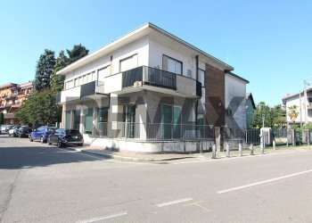 Edificio all\'aperto - Appartamento piazza repubblica
 
1, Castiglione Olona - foto 15
